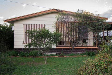 Manilla Cottage - Manilla NSW - Accommodation NT 3