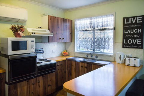 Manilla Cottage - Manilla NSW - Accommodation NT 4