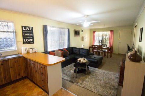 Manilla Cottage - Manilla NSW - Accommodation NT 2