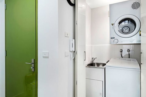 The Post Office Apartments - Accommodation NT 6