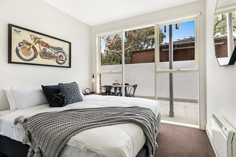 The Post Office Apartments - Accommodation NT 3