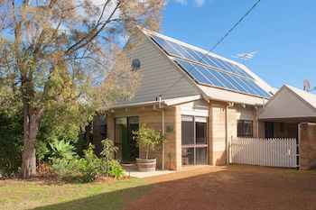 Dunsborough WA Accommodation NT