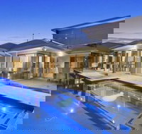 Pottsville Beach Holiday Home - Accommodation NT