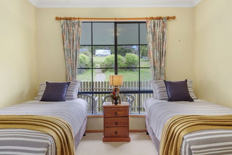 Omaroo Cottage Bruny Island - Accommodation NT 1