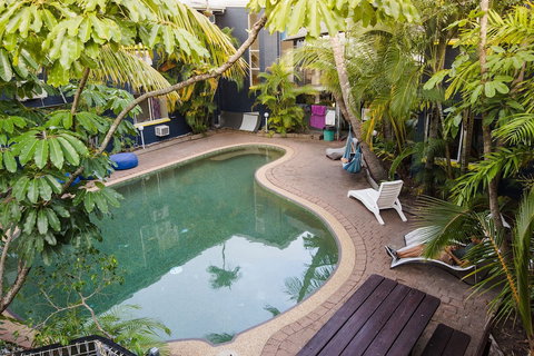 Mad Monkey Backpackers Village - Accommodation NT 3