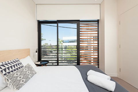 Stunning Designer Newtown Pad H394 - NT Tourism 1