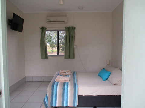 Ingham Tourist Park - Accommodation NT 3