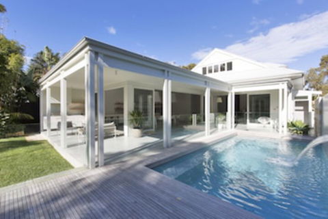 A PERFECT STAY - Coonanga Beach House - Accommodation NT 0