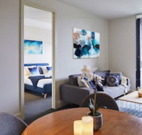 Apt Walking Distance to MCG  Epworth Hospital - Accommodation NT