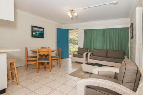Villa Manyana 16 - Accommodation NT 7