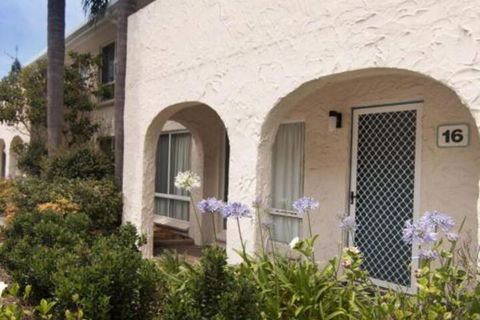 Villa Manyana 16 - Accommodation NT 0