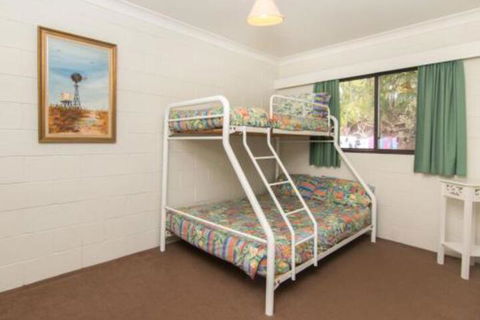 Villa Manyana 16 - Accommodation NT 4