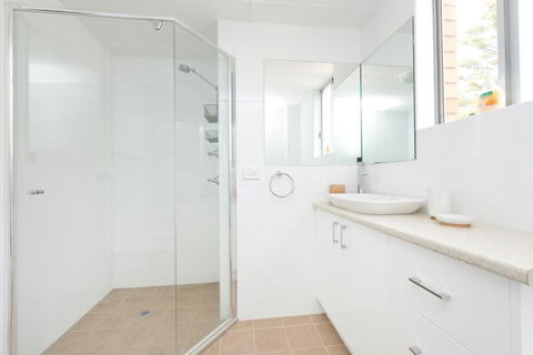 Beachpoint Unit 501 28 North Street - Accommodation NT 6