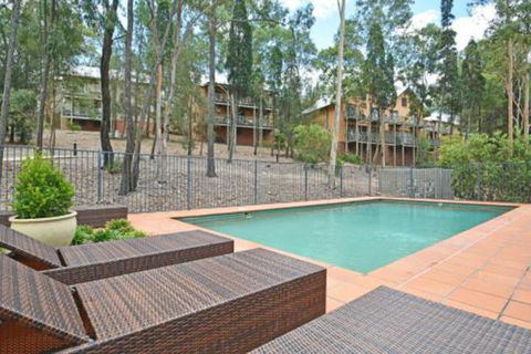 Villa Pinot Located Within Cypress Lakes - Accommodation NT 5