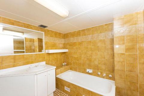 Sandbar Unit 402 1 3 Head Street - Accommodation NT 2