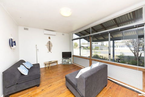 Douglas Cottage - Accommodation NT 7