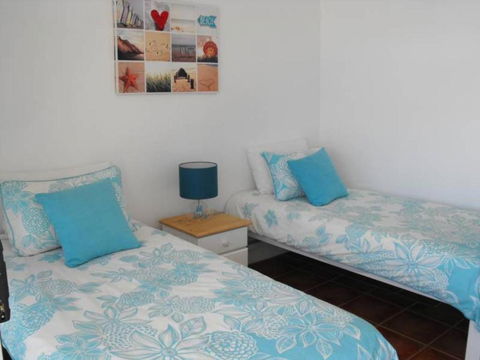 Beachpoint Unit 202 28 North Street - Accommodation NT 3