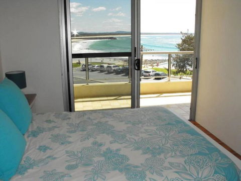 Beachpoint Unit 202 28 North Street - Accommodation NT 5