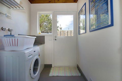 Just Beachy Beach House Pet Friendly! - Accommodation NT 2