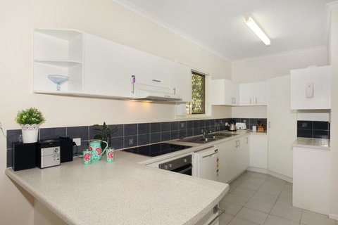 15 Joanne Street Marcoola - Accommodation NT 3