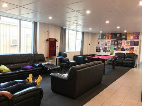 Koalas Perth City Backpackers Hostel - Accommodation NT 1