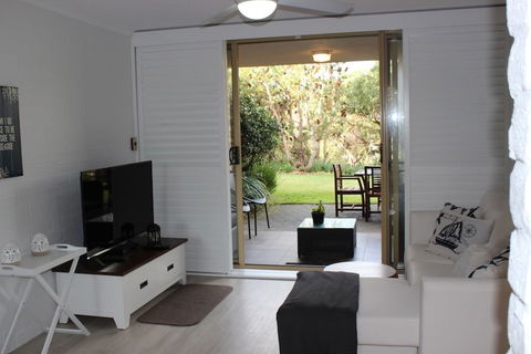 Oceanside - Accommodation NT 4