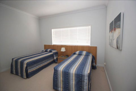 Deep Blue 12 - Accommodation NT 6