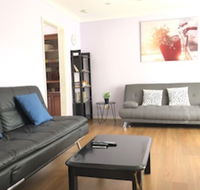 Canberra Entire House 3 Bedroom