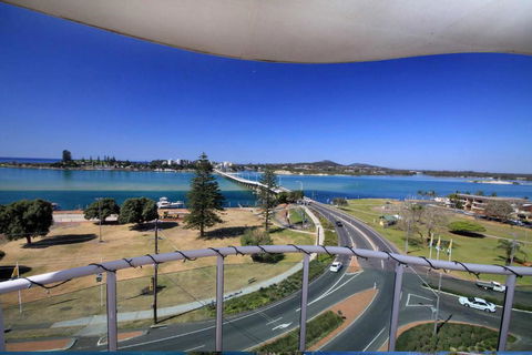 Mirage Unit 602 6 10 Manning Street - Accommodation NT 3