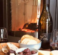 The Cottage at 3 Willows Vineyard - Accommodation NT