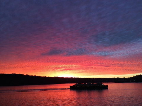 Waterfront On Manly Harbour - Accommodation NT 4