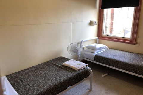 Royal Hotel - Accommodation NT 3