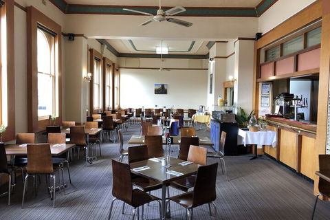 Royal Hotel - Accommodation NT 6