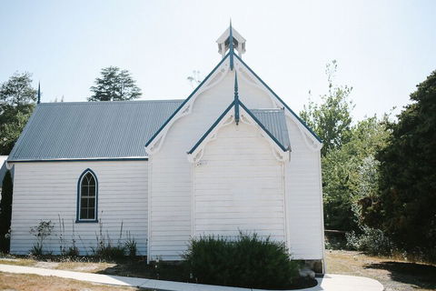 Old White Church Bed & Breakfast - Accommodation NT 1