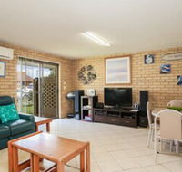 Tee Jays Sawtell NSW - Accommodation NT