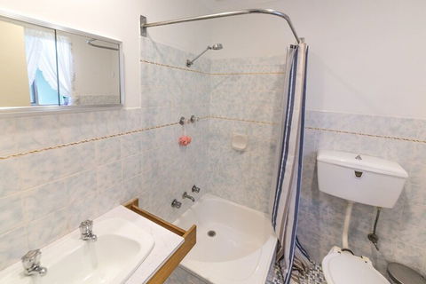 17 Broadbeach Drive - Accommodation NT 3