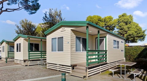 Gawler Caravan Park - NT Tourism 0