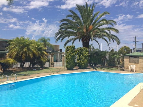 Platinum Motel - Accommodation NT 1