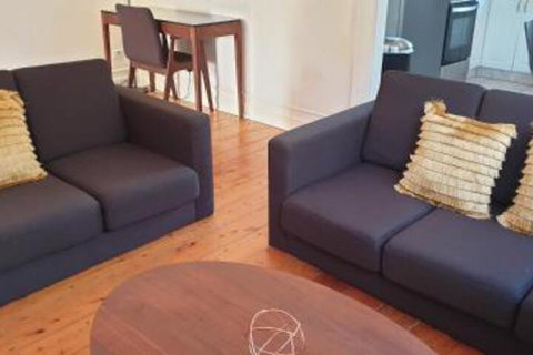 House On Garden - Accommodation NT 4