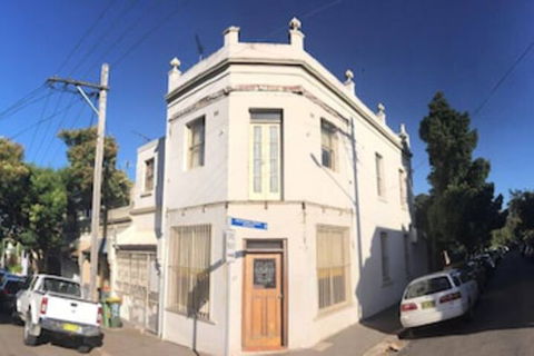 Spacious 3 Bedroom Terrace In Newtown - NT Tourism 0