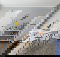 Family Romance Fun on Kings Beach - Accommodation NT