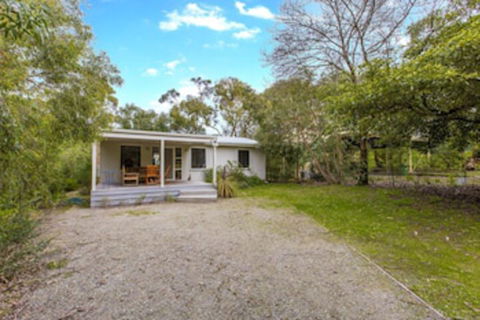 Breezes PET Friendly - Accommodation NT 0