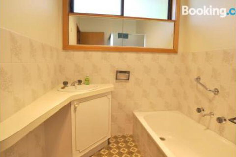 Family Retreat On Anderson - Accommodation NT 4