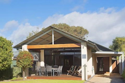 Footsteps From The Bay - Accommodation NT 0