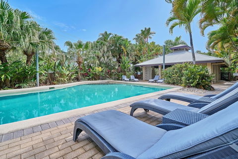 Trinity Beach Club Holiday Apartments - Accommodation NT 1
