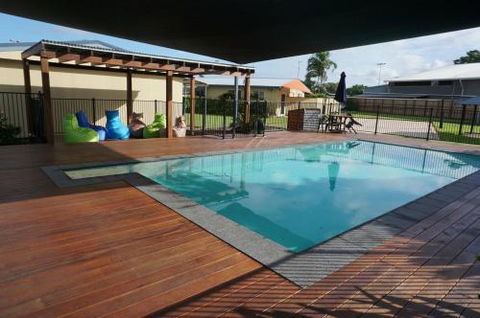 YAL Cairns A Motel That Makes A Difference - Accommodation NT 0
