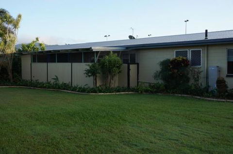 YAL Cairns A Motel That Makes A Difference - Accommodation NT 1