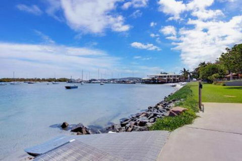 Sunset Court Unit 1 / 3 Resthaven Avenue - NT Tourism 0
