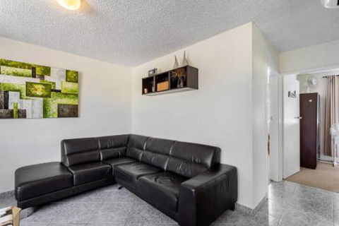 Sunset Court Unit 1 / 3 Resthaven Avenue - NT Tourism 5