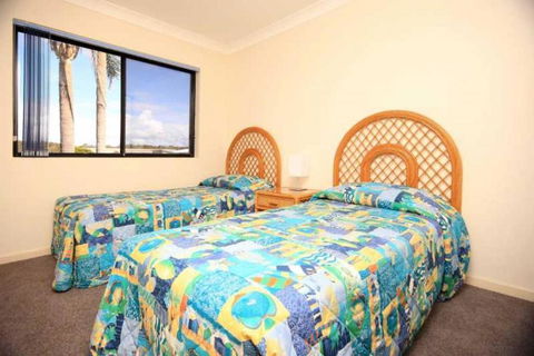 Hi Surf Unit 1 92 Head St. Forster - Accommodation NT 5